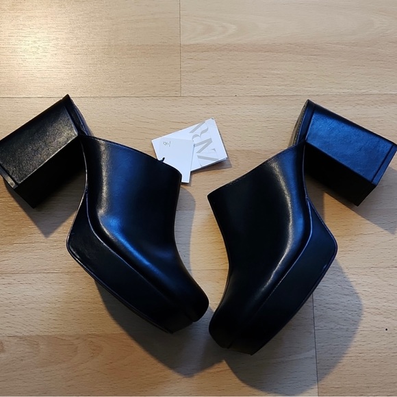 Brand new size 9, with tags in perfect condition. Unfortunately, I’m an 8.5. - Picture 2 of 7